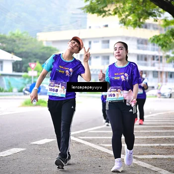 Runner Photo 8316856