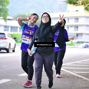 Runner Photo 8316895