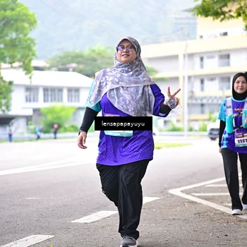 Runner Photo 8316914