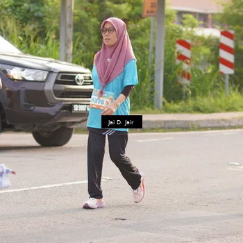 Runner Photo 8316997