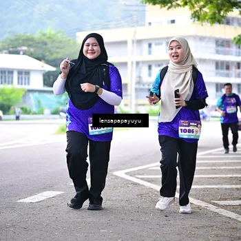 Runner Photo 8317073