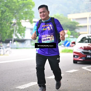 Runner Photo 8317101