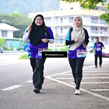 Runner Photo 8317105