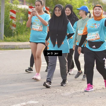 Runner Photo 8317109