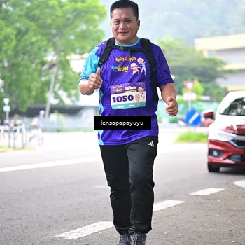 Runner Photo 8317126