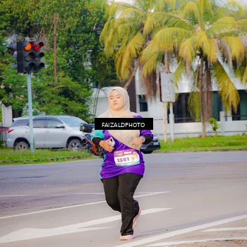 Runner Photo 8317346