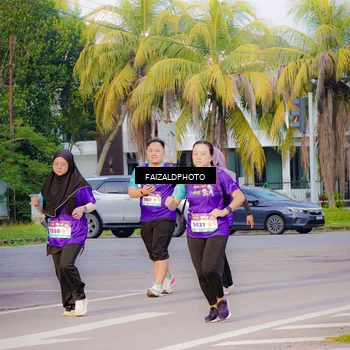 Runner Photo 8317348