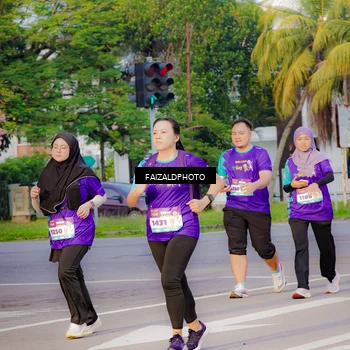 Runner Photo 8317445