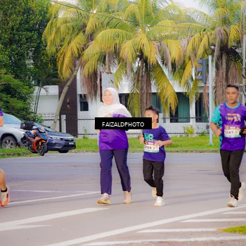 Runner Photo 8317472