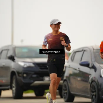 Runner Photo 8317473