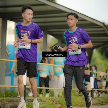 Runner Photo 8317508