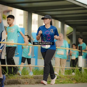 Runner Photo 8317558