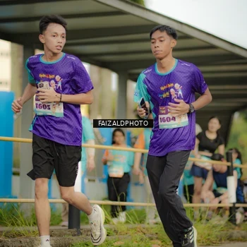 Runner Photo 8317559