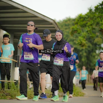 Runner Photo 8317831