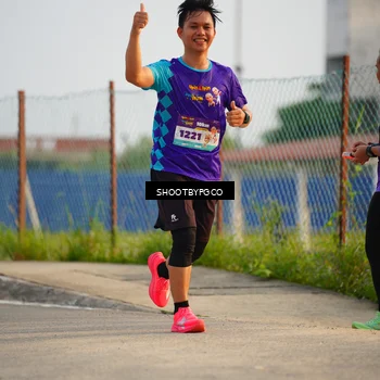Runner Photo 8317976