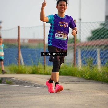 Runner Photo 8317982