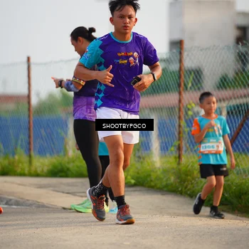 Runner Photo 8317995