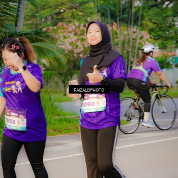 Runner Photo 8318010