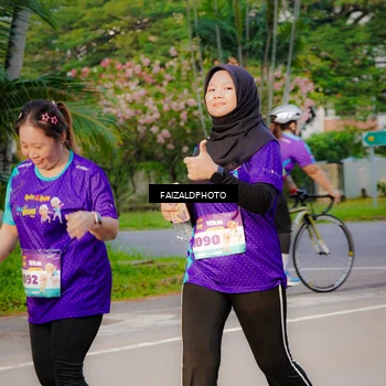 Runner Photo 8318012