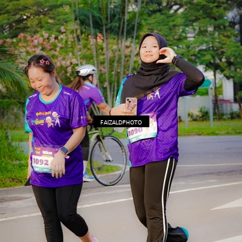 Runner Photo 8318027