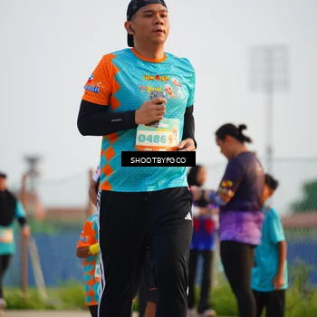 Runner Photo 8318042