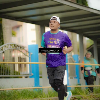 Runner Photo 8318061