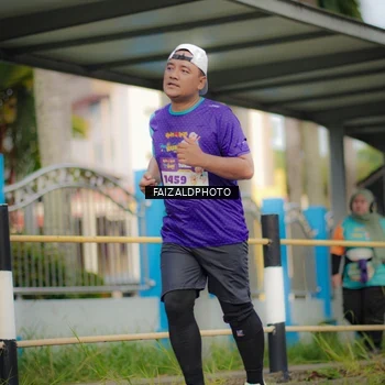 Runner Photo 8318068
