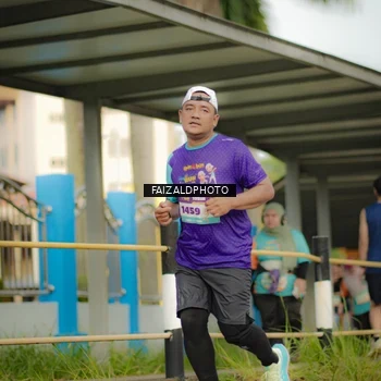 Runner Photo 8318073
