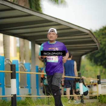 Runner Photo 8318091
