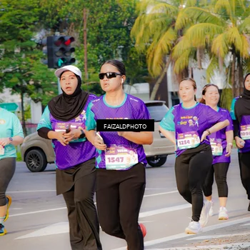 Runner Photo 8318094