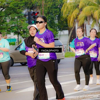 Runner Photo 8318095
