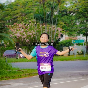 Runner Photo 8318155