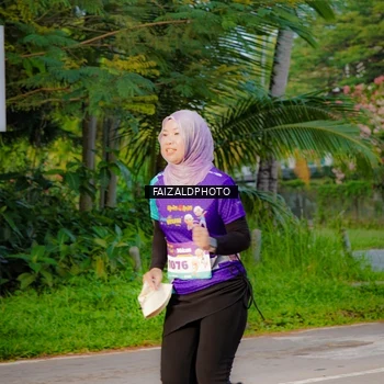 Runner Photo 8318185