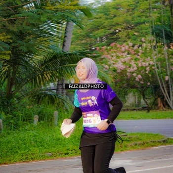 Runner Photo 8318188