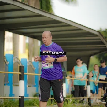 Runner Photo 8318190