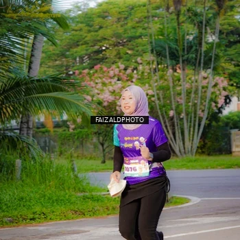 Runner Photo 8318198