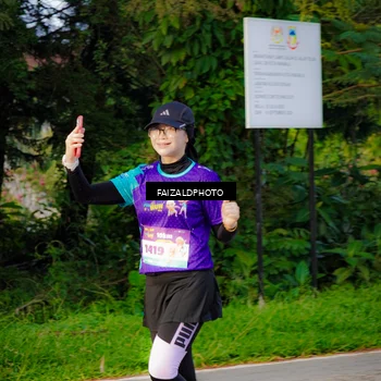 Runner Photo 8318209