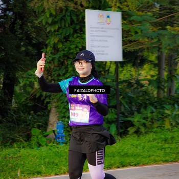 Runner Photo 8318210