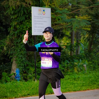 Runner Photo 8318211