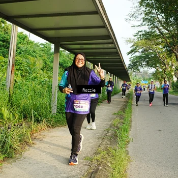 Runner Photo 8318223