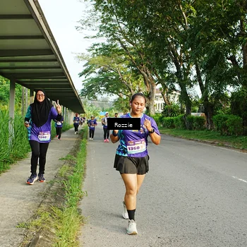 Runner Photo 8318226