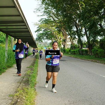 Runner Photo 8318231