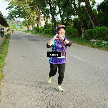 Runner Photo 8318286
