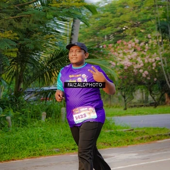 Runner Photo 8318312