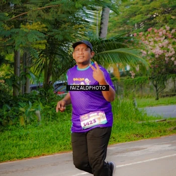 Runner Photo 8318313