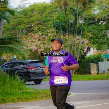 Runner Photo 8318314