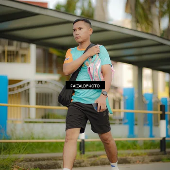 Runner Photo 8318324