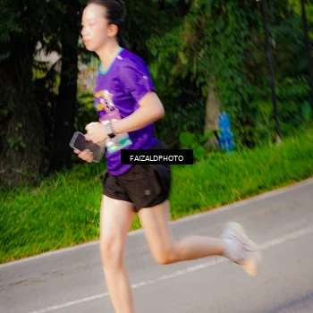 Runner Photo 8318331