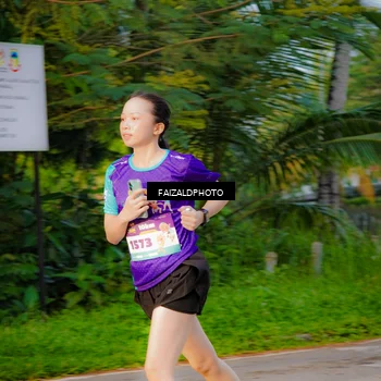 Runner Photo 8318339