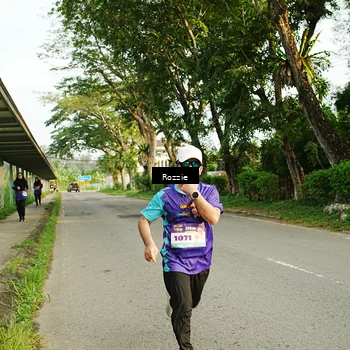 Runner Photo 8318340
